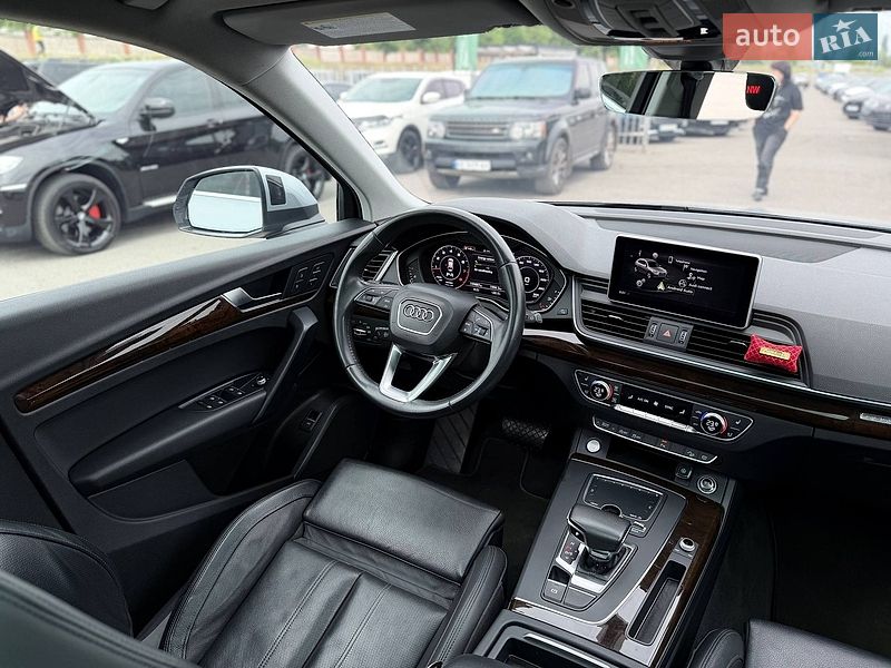 Позашляховик / Кросовер Audi Q5 2018 в Кривому Розі