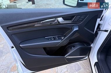 Внедорожник / Кроссовер Audi Q5 2018 в Надворной