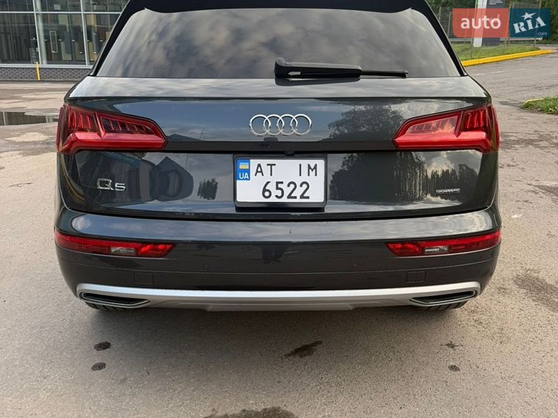Позашляховик / Кросовер Audi Q5 2020 в Івано-Франківську