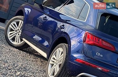 Позашляховик / Кросовер Audi Q5 2018 в Стрию
