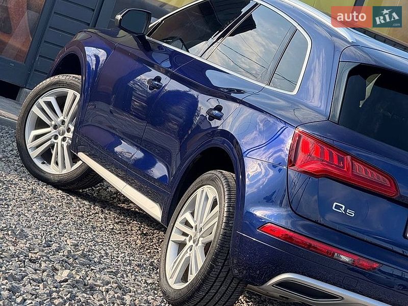 Позашляховик / Кросовер Audi Q5 2018 в Стрию