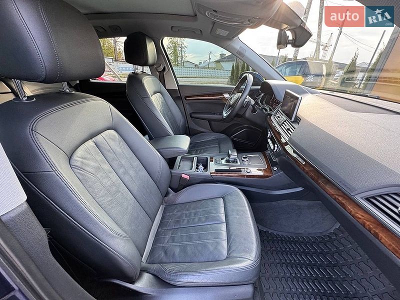 Позашляховик / Кросовер Audi Q5 2018 в Стрию