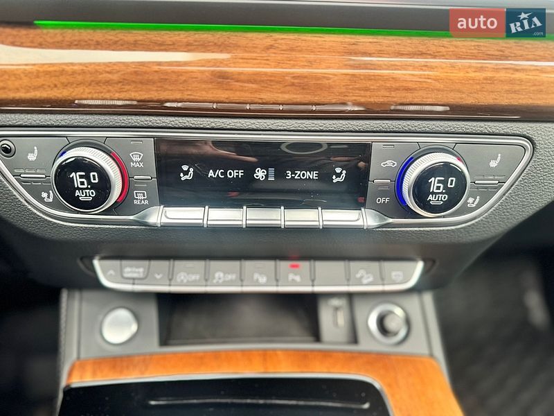 Внедорожник / Кроссовер Audi Q5 2023 в Стрые