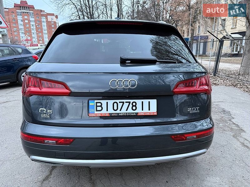 Позашляховик / Кросовер Audi Q5 2017 в Полтаві