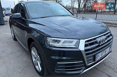 Позашляховик / Кросовер Audi Q5 2017 в Полтаві