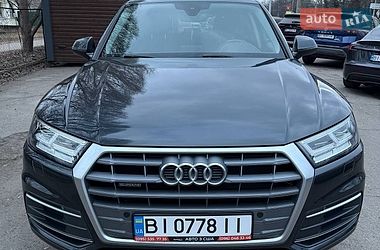 Позашляховик / Кросовер Audi Q5 2017 в Полтаві
