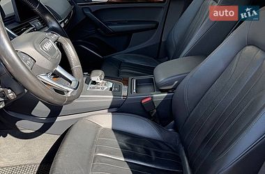Позашляховик / Кросовер Audi Q5 2017 в Полтаві
