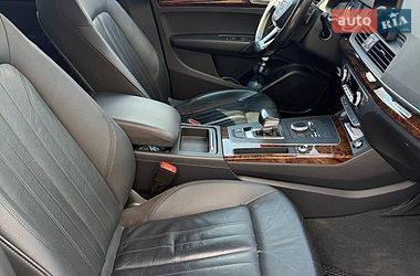 Позашляховик / Кросовер Audi Q5 2017 в Полтаві