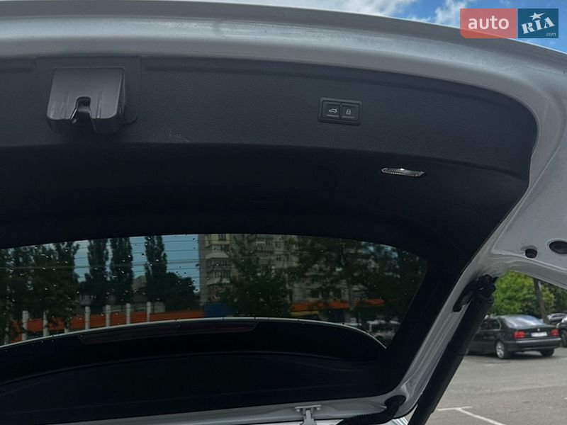 Внедорожник / Кроссовер Audi Q5 2019 в Одессе фото 21 Внедорожник / Кроссовер Audi Q5 2019 в Одессе