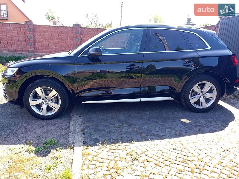 Внедорожник / Кроссовер Audi Q5 2018 в Костополе фото 6 Внедорожник / Кроссовер Audi Q5 2018 в Костополе
