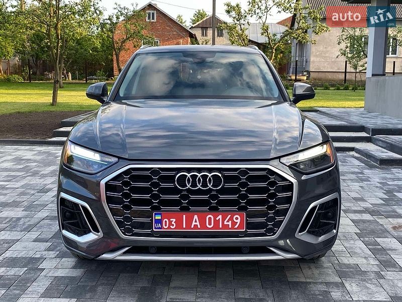 Позашляховик / Кросовер Audi Q5 2022 в Львові