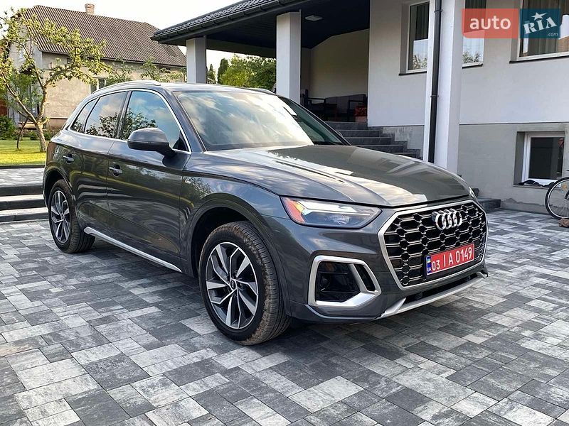 Позашляховик / Кросовер Audi Q5 2022 в Львові