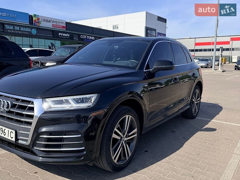 Внедорожник / Кроссовер Audi Q5 2017 в Киеве