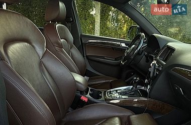 Позашляховик / Кросовер Audi Q5 2015 в Львові