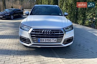 Позашляховик / Кросовер Audi Q5 2017 в Шепетівці