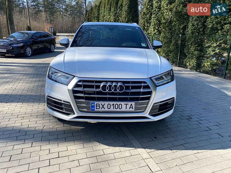 Внедорожник / Кроссовер Audi Q5 2017 в Шепетовке