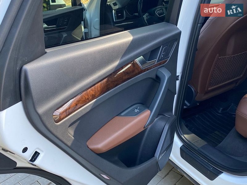 Внедорожник / Кроссовер Audi Q5 2017 в Шепетовке