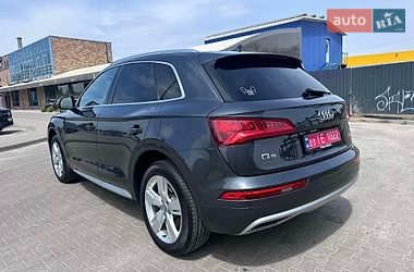 Позашляховик / Кросовер Audi Q5 2018 в Києві