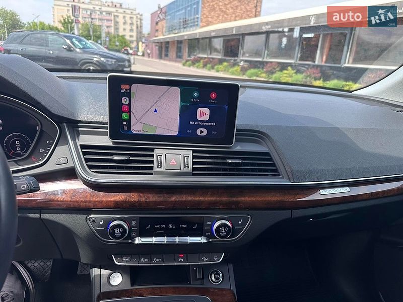 Позашляховик / Кросовер Audi Q5 2018 в Києві