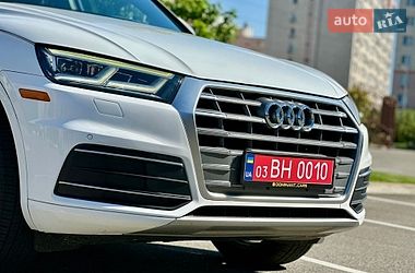 Внедорожник / Кроссовер Audi Q5 2018 в Киеве