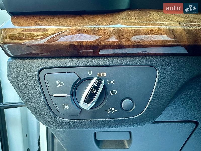 Внедорожник / Кроссовер Audi Q5 2018 в Киеве