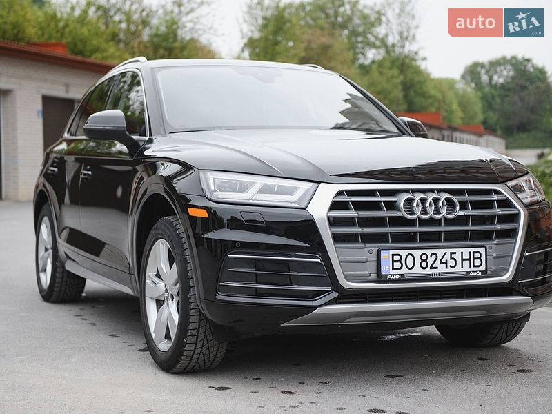 Внедорожник / Кроссовер Audi Q5 2019 в Тернополе