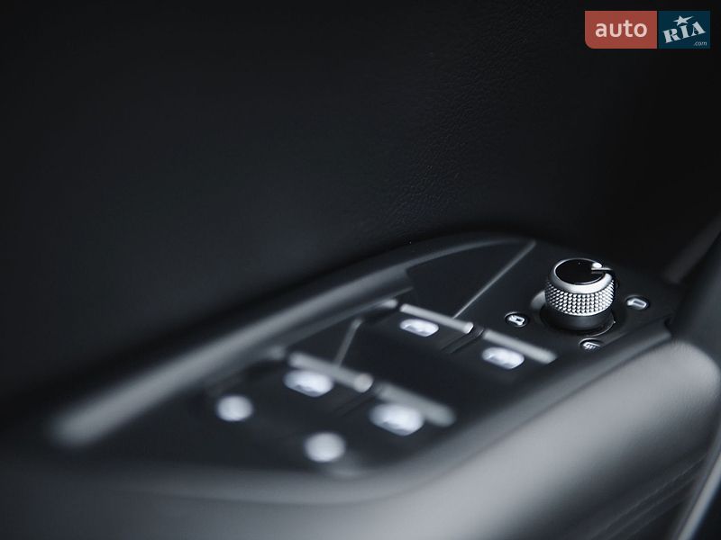 Внедорожник / Кроссовер Audi Q5 2019 в Тернополе