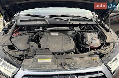 Внедорожник / Кроссовер Audi Q5 2017 в Хмельницком