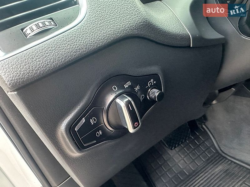 Внедорожник / Кроссовер Audi Q5 2015 в Ровно