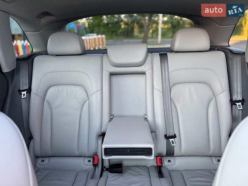 Внедорожник / Кроссовер Audi Q5 2014 в Ровно