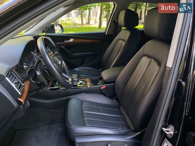 Позашляховик / Кросовер Audi Q5 2023 в Києві