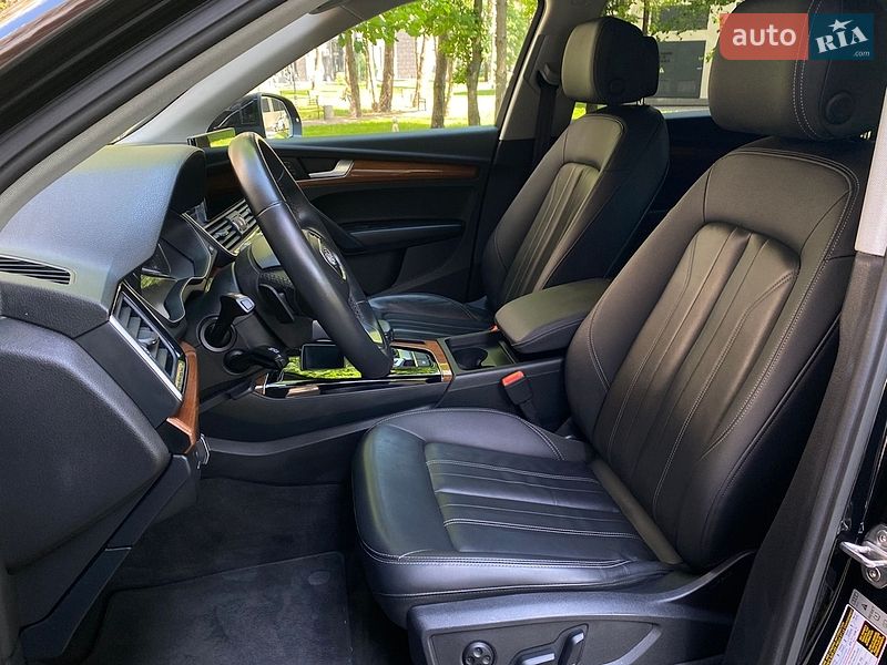 Позашляховик / Кросовер Audi Q5 2023 в Києві