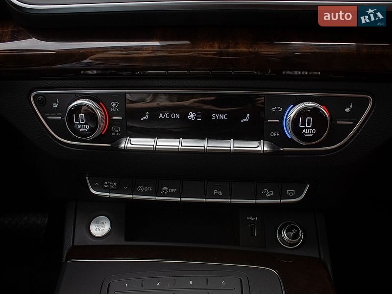 Позашляховик / Кросовер Audi Q5 2018 в Києві