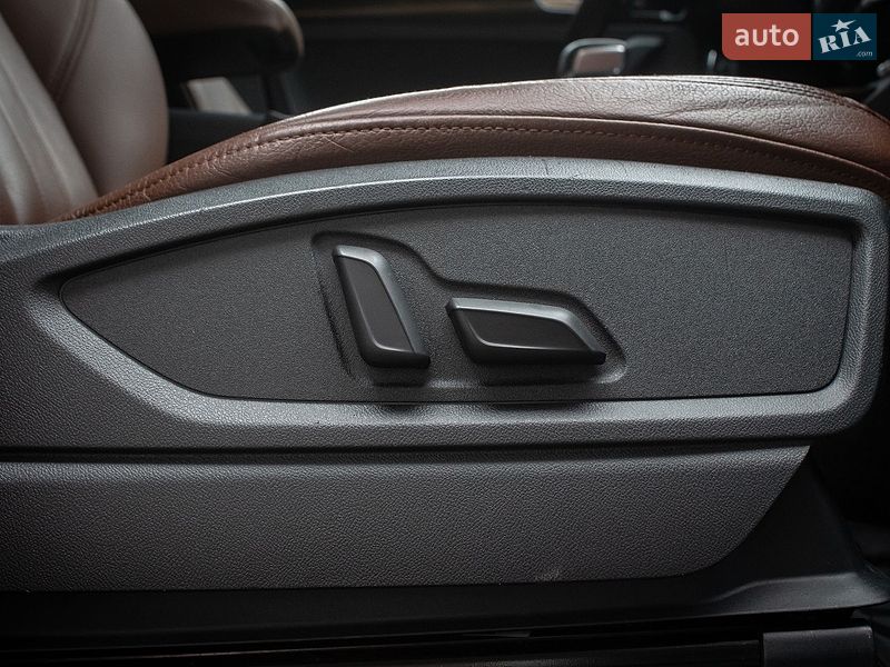 Позашляховик / Кросовер Audi Q5 2018 в Києві