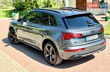 Внедорожник / Кроссовер Audi Q5 2020 в Киеве