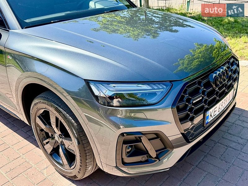 Внедорожник / Кроссовер Audi Q5 2020 в Киеве
