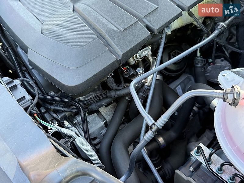 Внедорожник / Кроссовер Audi Q5 2020 в Киеве