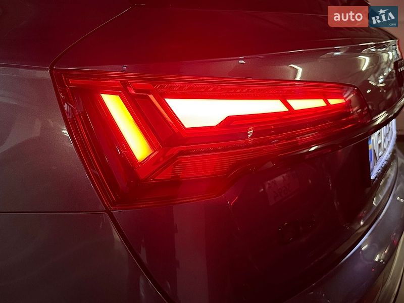 Внедорожник / Кроссовер Audi Q5 2020 в Киеве