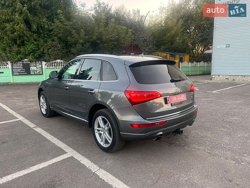 Позашляховик / Кросовер Audi Q5 2015 в Дубні