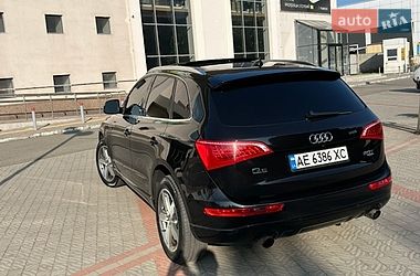 Внедорожник / Кроссовер Audi Q5 2011 в Днепре