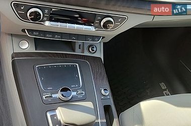 Позашляховик / Кросовер Audi Q5 2020 в Полтаві
