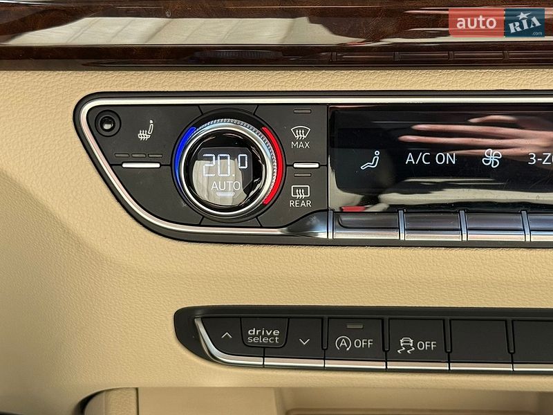 Внедорожник / Кроссовер Audi Q5 2018 в Тернополе
