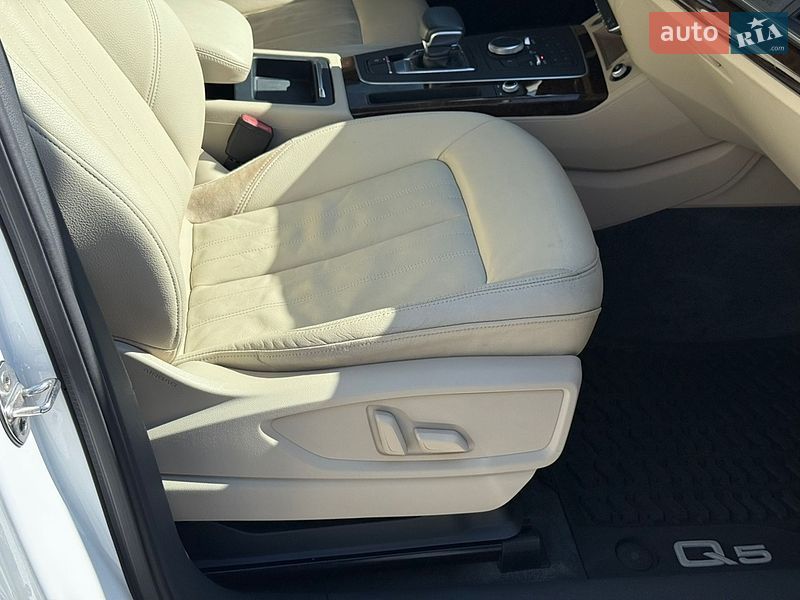 Внедорожник / Кроссовер Audi Q5 2018 в Тернополе