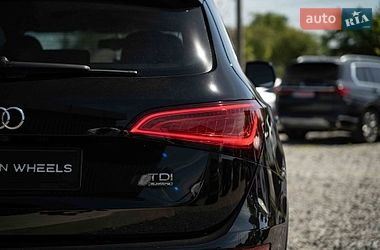Внедорожник / Кроссовер Audi Q5 2014 в Черновцах