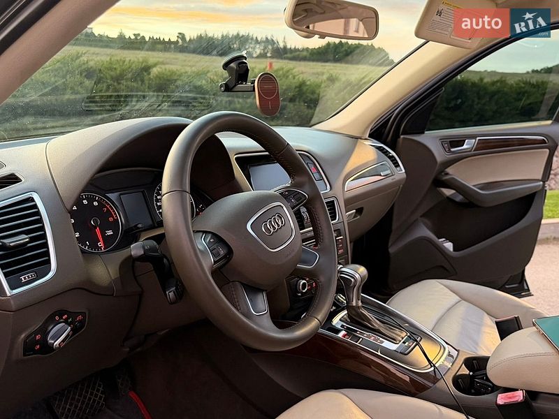 Внедорожник / Кроссовер Audi Q5 2016 в Киеве