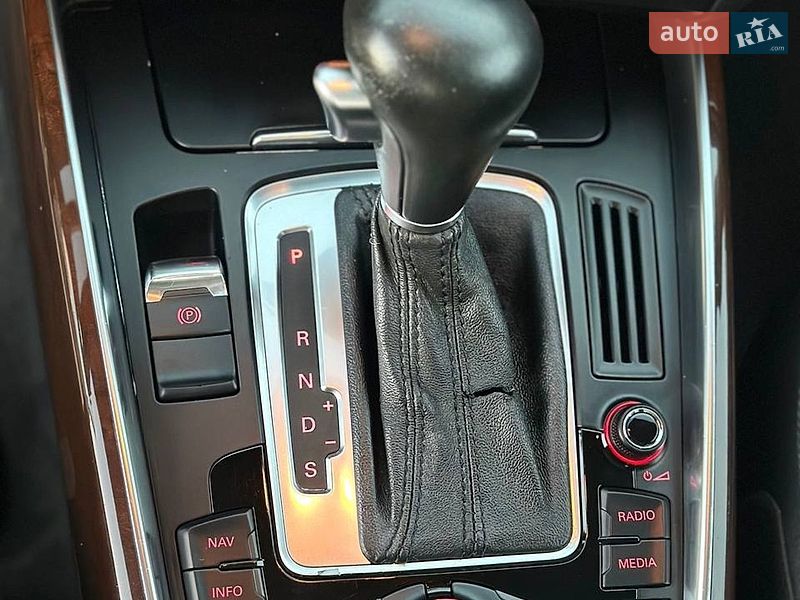 Позашляховик / Кросовер Audi Q5 2012 в Володимирі