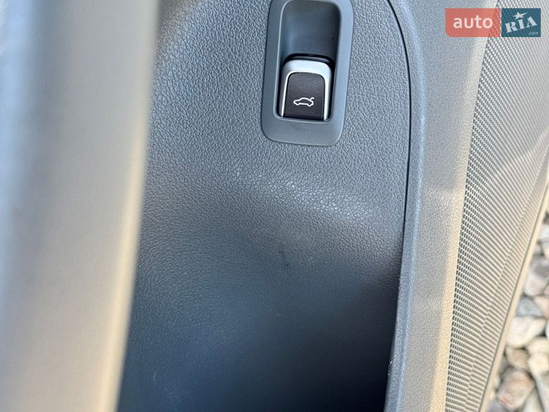 Позашляховик / Кросовер Audi Q5 2013 в Стрию