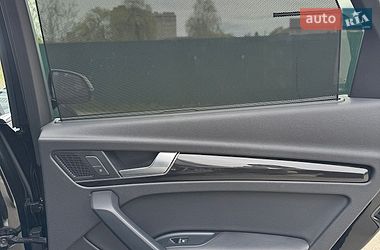 Внедорожник / Кроссовер Audi Q5 2019 в Ивано-Франковске