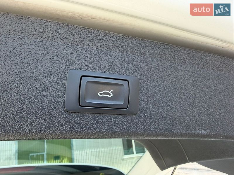 Позашляховик / Кросовер Audi Q5 2015 в Ковелі