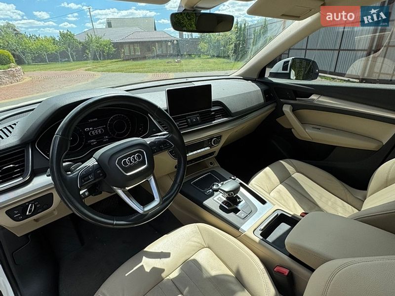 Позашляховик / Кросовер Audi Q5 2017 в Володимирі фото 10 Позашляховик / Кросовер Audi Q5 2017 в Володимирі